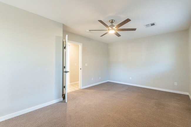 Building Photo - BEAUTIFUL SOUTH SCOTTSDALE - CORNER LOT & ...