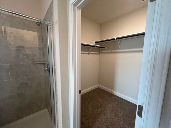 Building Photo - 207 Colorado Cyn