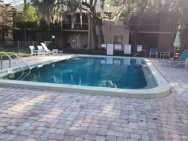 Building Photo - 5507 Pokeweed Ct
