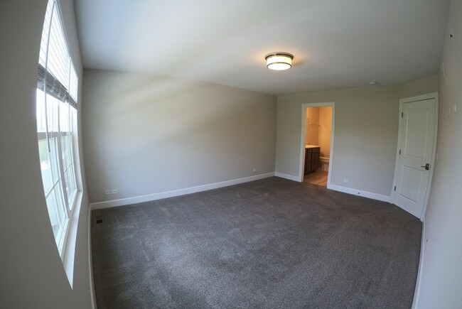 Building Photo - 10750 Clock Tower Dr