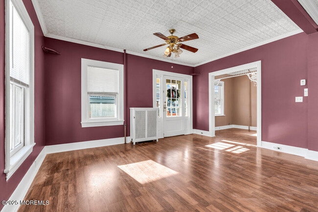 Building Photo - 31 Embury Ave