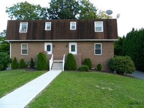 Building Photo - 116 Berkey Dr