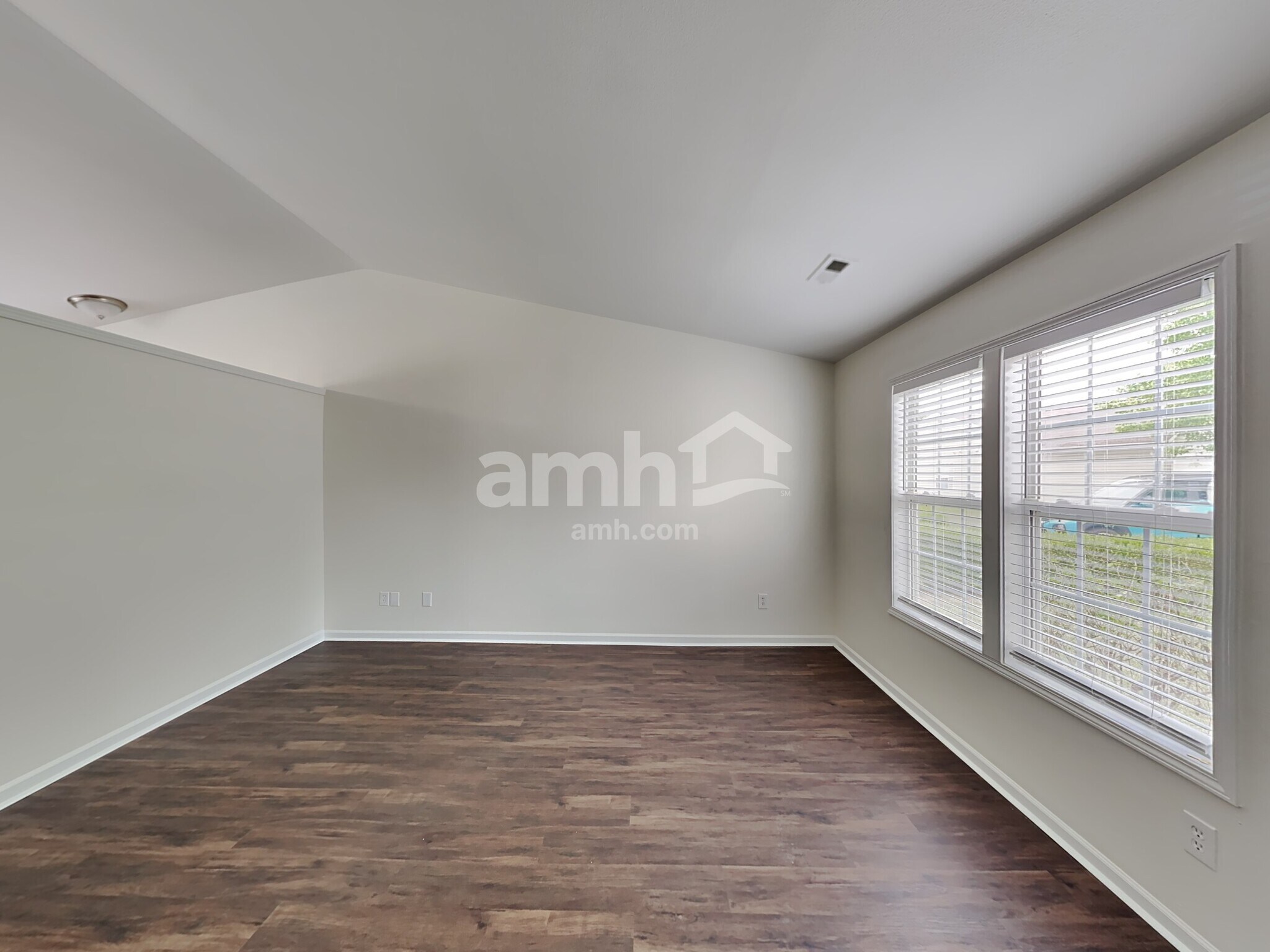 Building Photo - 10502 Glory Meadow Ct