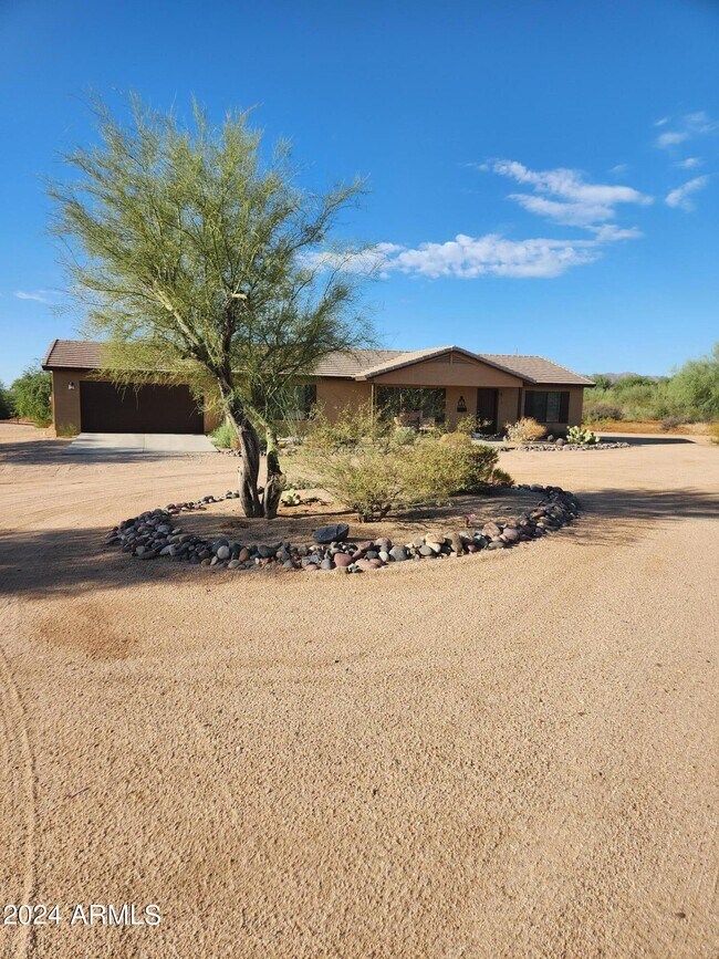 Building Photo - 15325 E Windstone Trail