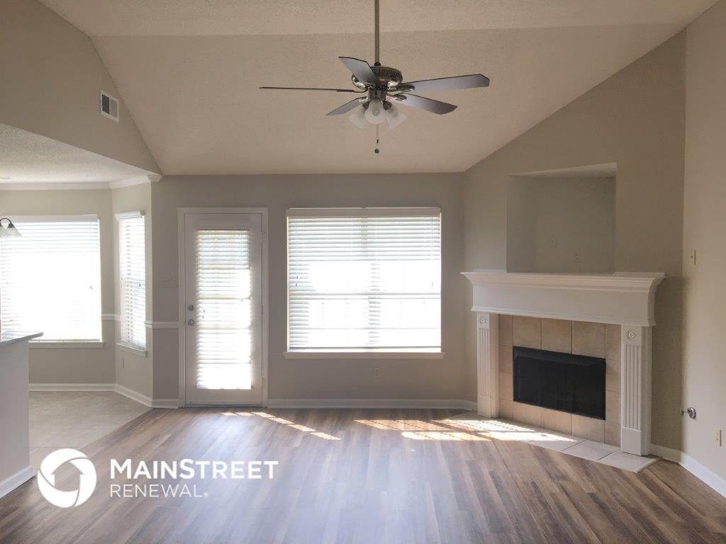 Building Photo - 1602 Far Dr