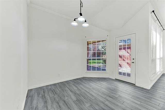 Building Photo - 1010 Westwood Ct