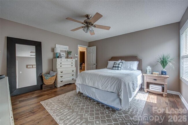 Building Photo - 121 Pratt St