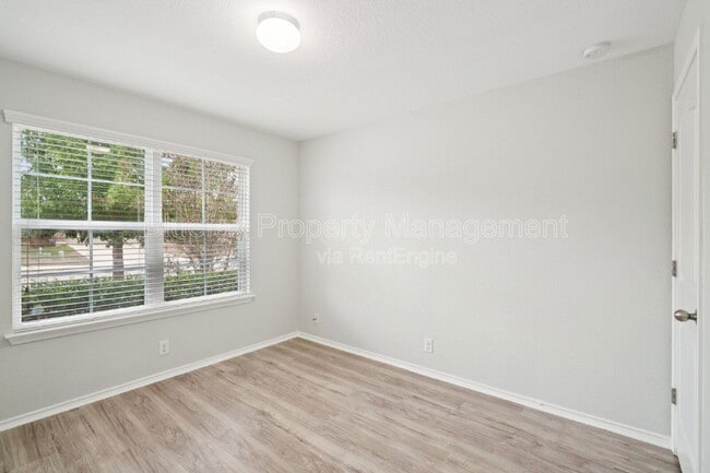 Building Photo - 14046 Cremello Fls