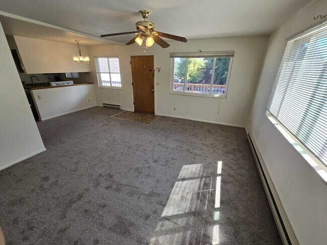 Building Photo - 1704 Erin Ct