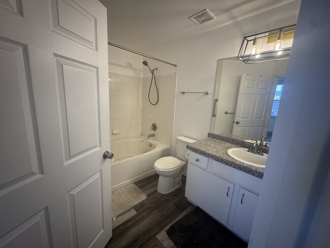 Building Photo - 12926 Ironstone Way