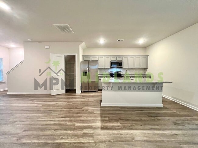 Building Photo - 822 Yellow Swan Ln