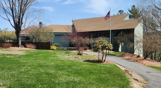 Building Photo - 26 Durgin Cir