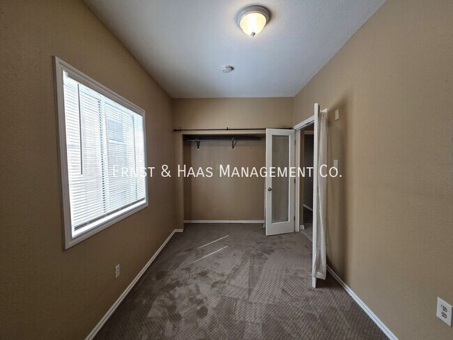 Building Photo - 107 Belmont Ave