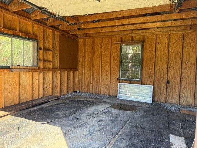 Building Photo - 32387 State Rte 3