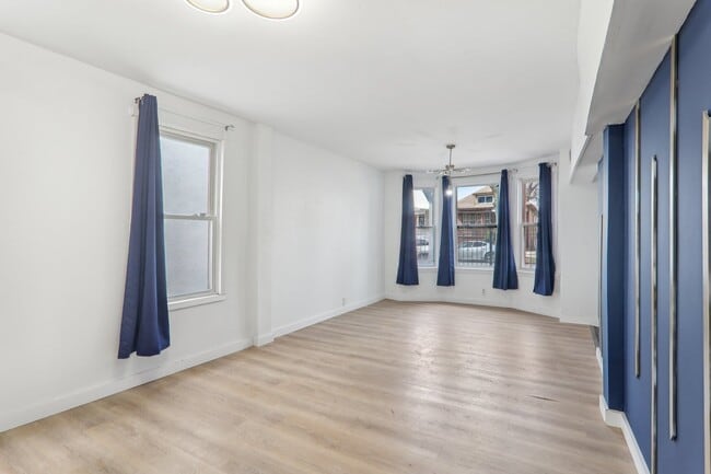 Building Photo - 8807 S Lowe Ave