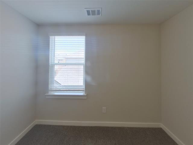 Building Photo - 210 Mansfield Ct