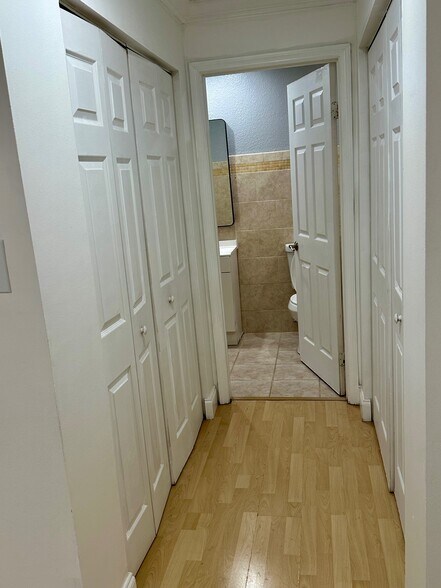 Building Photo - 10521 SW 158th Ct