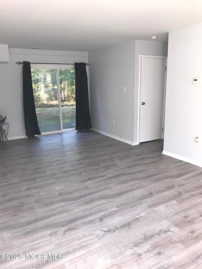 Building Photo - 60 Tavistock Dr