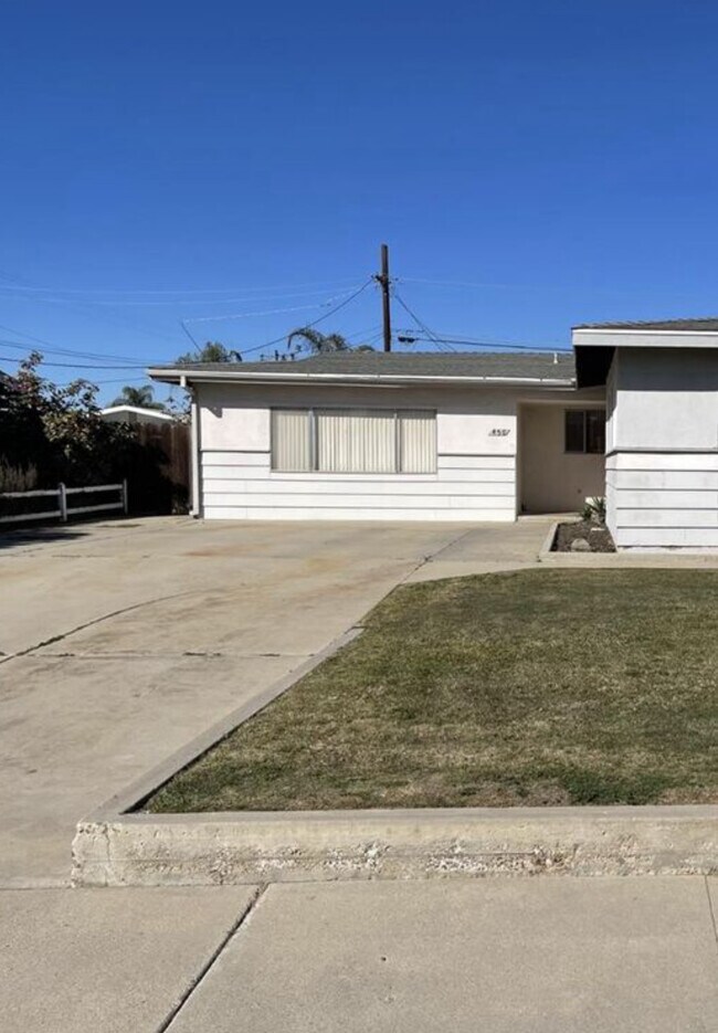 450 Golden West Ave 450 Golden West Ave Shafter CA 93263 Apartment