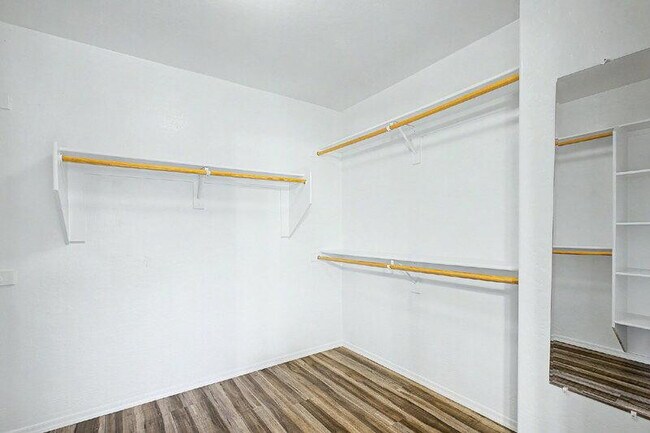 Building Photo - 16317 N 152nd Ave