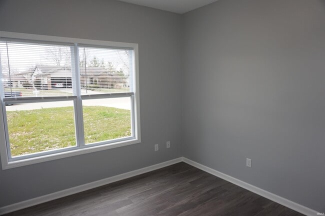 Building Photo - 6227 Becker Dr