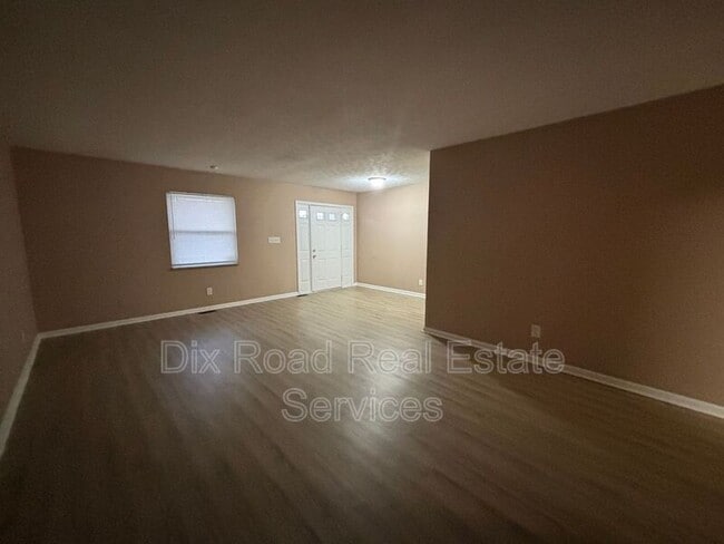 Building Photo - 3312 Burgoyne Dr