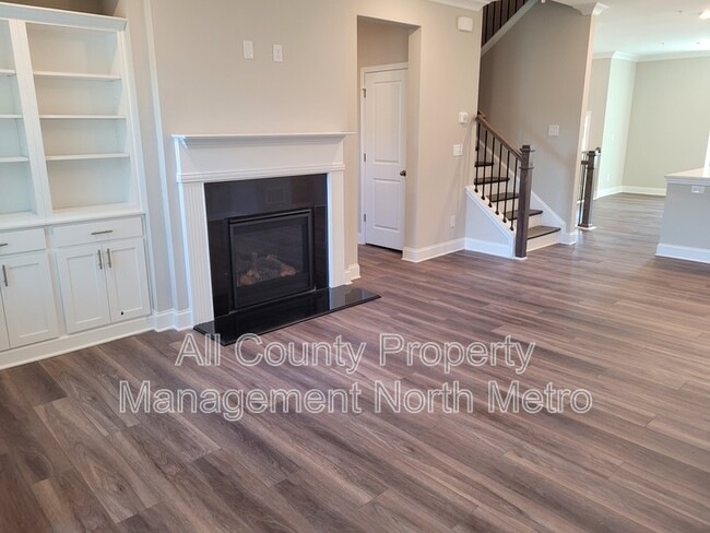 Building Photo - 2612 Blackburn Ct SE
