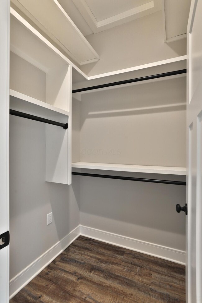 Building Photo - 370 S Washington Ave