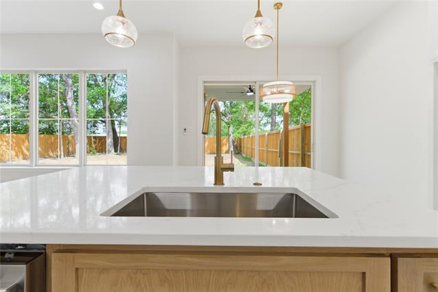 Building Photo - 200 Dover Dr