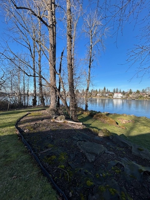 Building Photo - 20375 NE Lakeside Dr