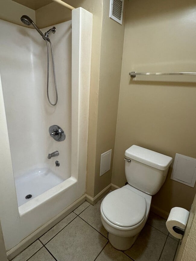 Building Photo - Upgraded Beachfront Studio Apartment in Hauula - Available for Rent