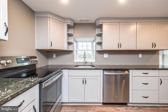 Building Photo - 4844 Old Easton Rd