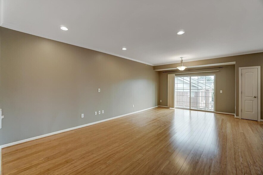 Building Photo - 3316 Wasson Rd