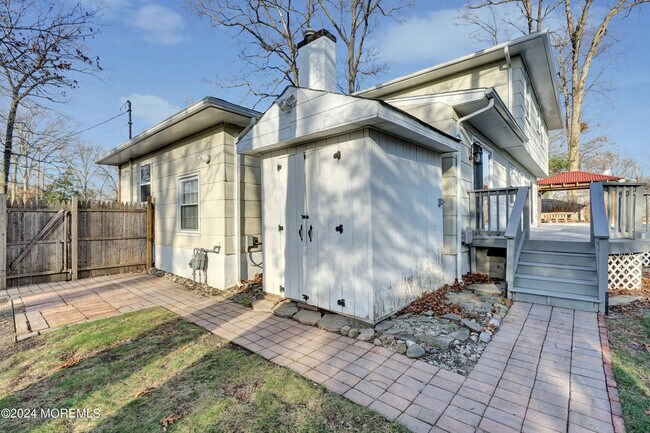 Building Photo - 22 Brookside Ct