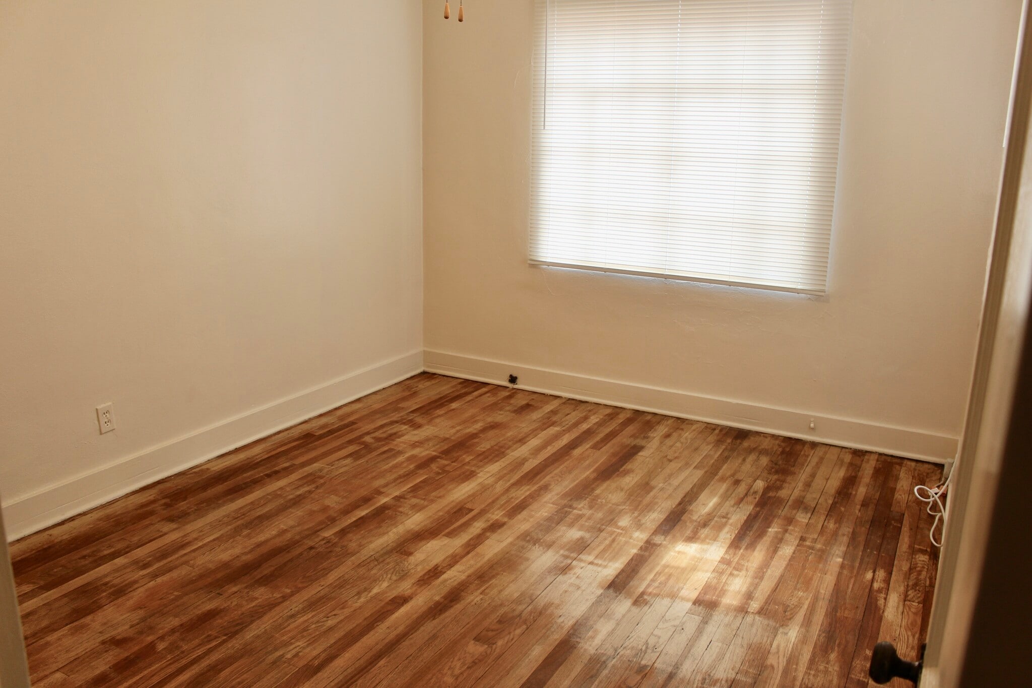 Bedroom with Hardwood Floors - 214 Pine St SE