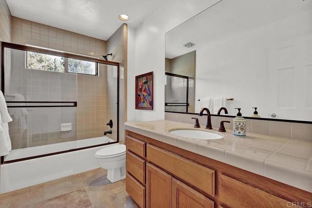 Building Photo - 3230 Piragua St