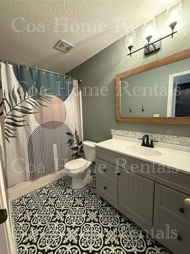 Building Photo - Great home in Derby Kansas