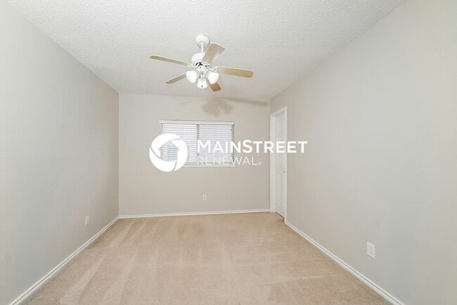 Building Photo - 3 Bedroom Pet-Friendly Home in Converse, TX with Main Street Renewal