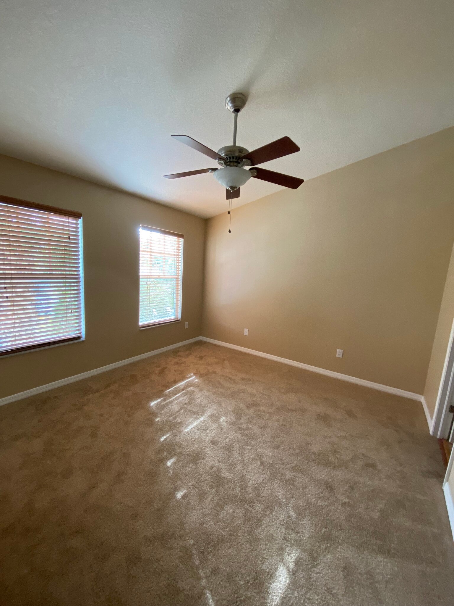 Building Photo - 12319 Country White Cir