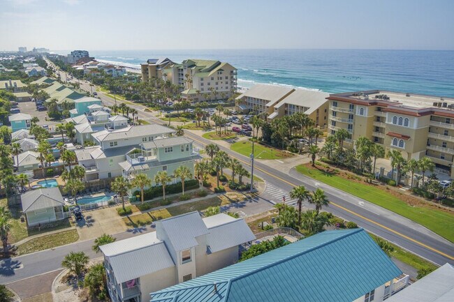 Building Photo - 2809 Scenic Hwy 98