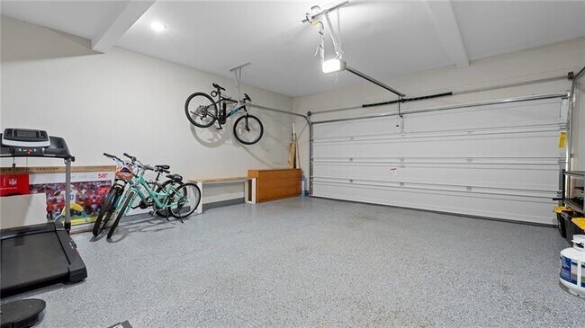 Building Photo - 3860 Oxford Park Ln