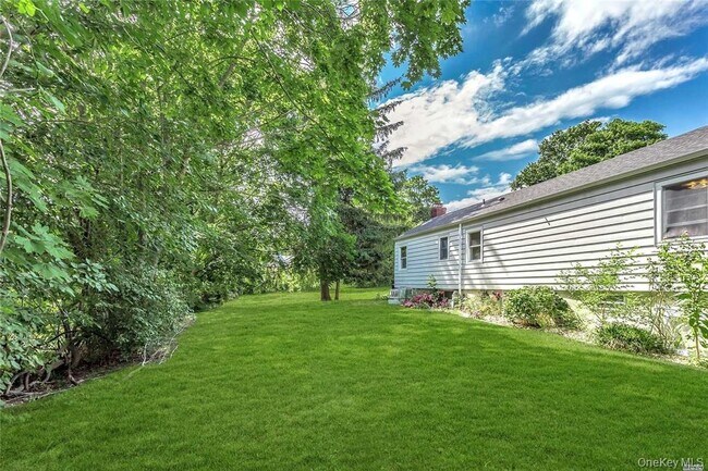 Building Photo - 25 Valentine Ave