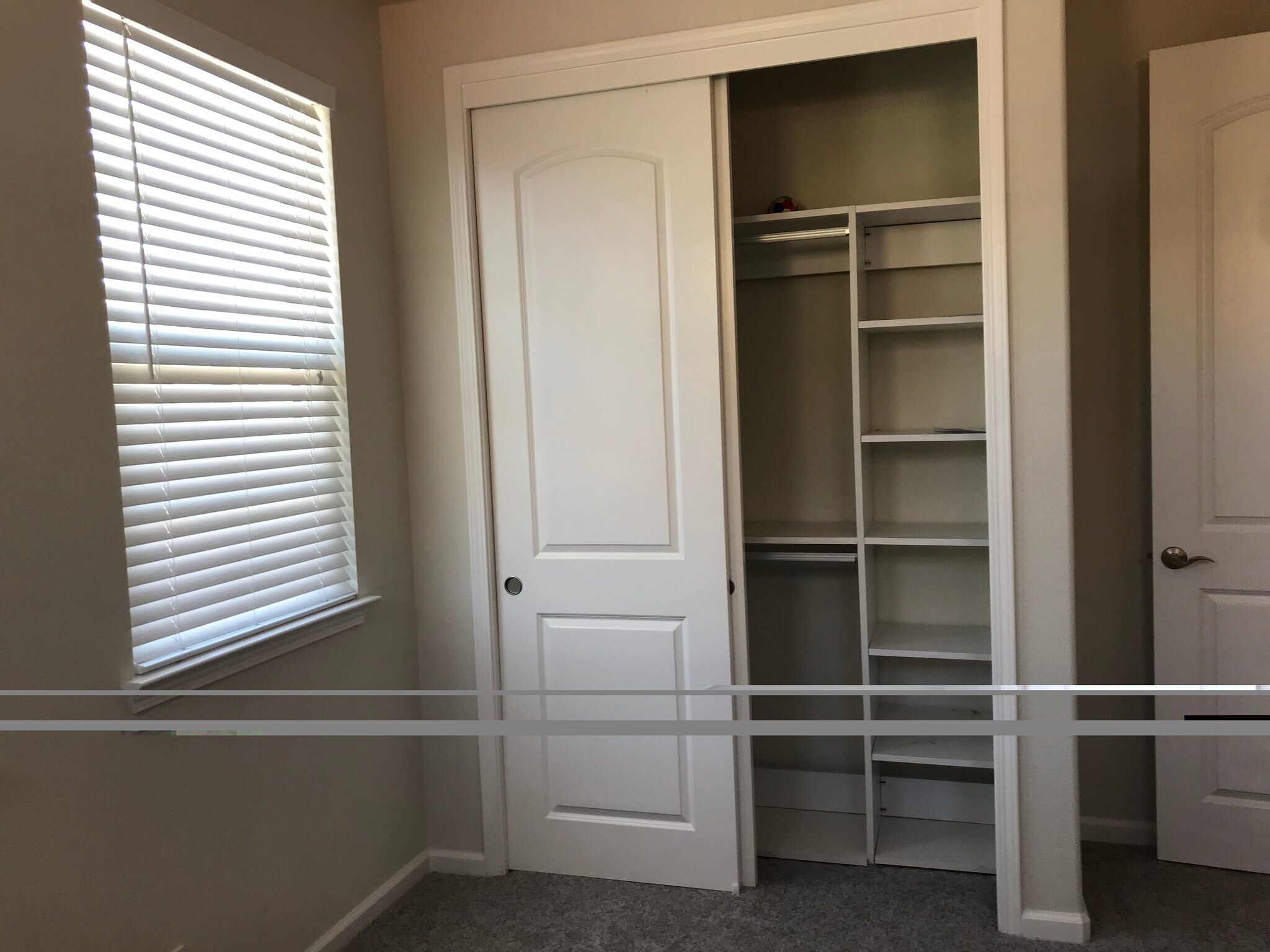 Building Photo - 3565 Rocking Horse Ct