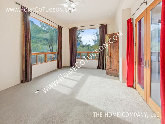 Building Photo - 1621 E Crimson Canyon Pl