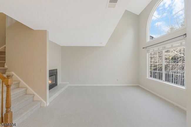 Building Photo - 20 Academy Ct