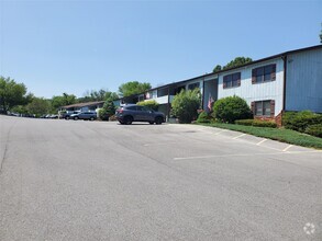 Building Photo - 160 W Rd