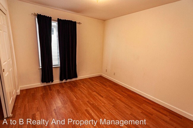 Building Photo - 3 br, 2.5 bath House - 2976 Stallion Way