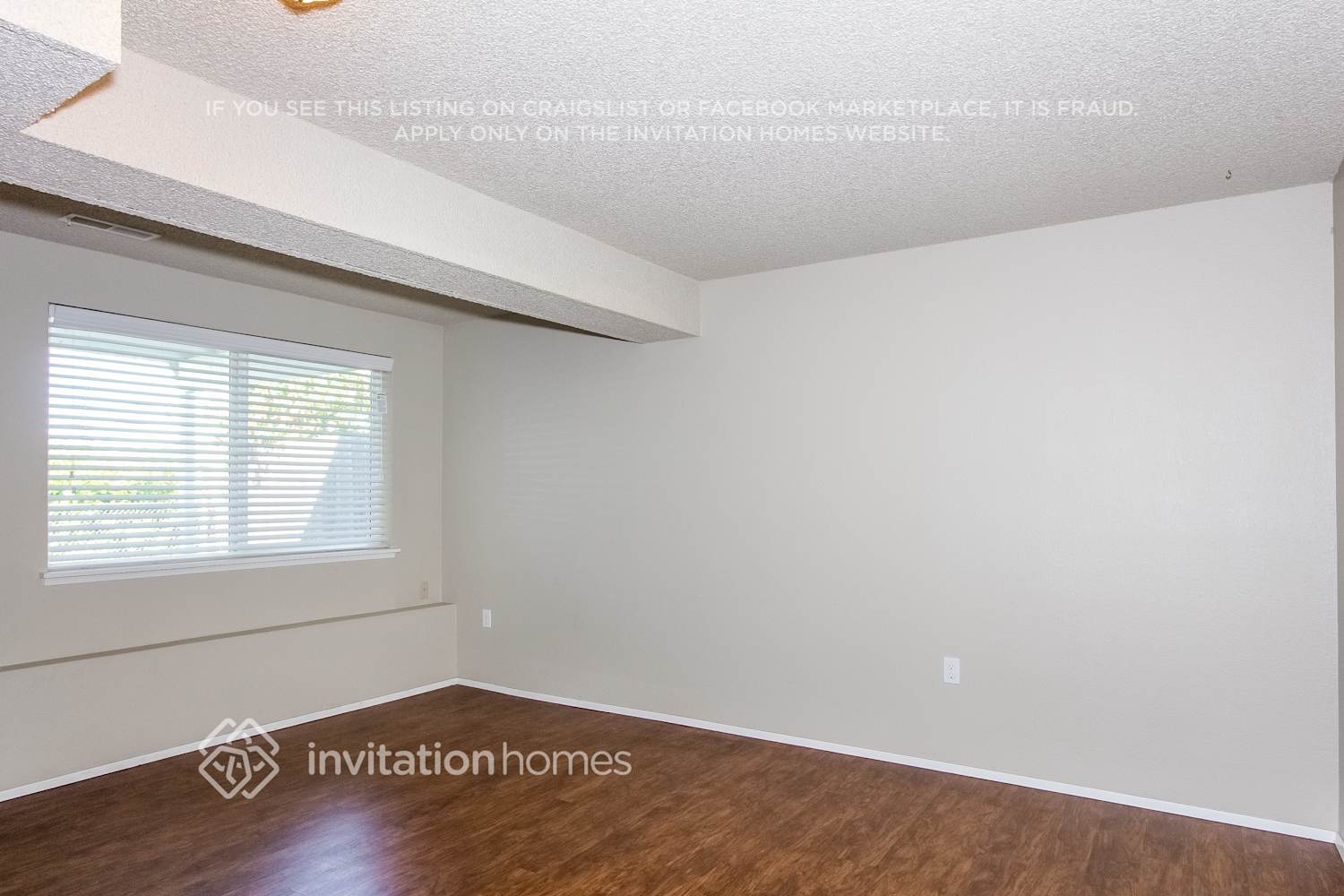 Building Photo - 2401 N Narrows Dr