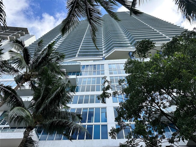 Building Photo - 185 SW 7th St