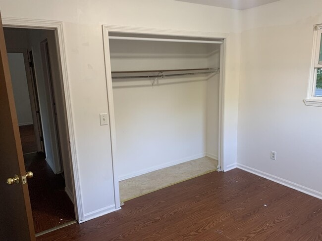 Building Photo - 5835 Orchard Ct